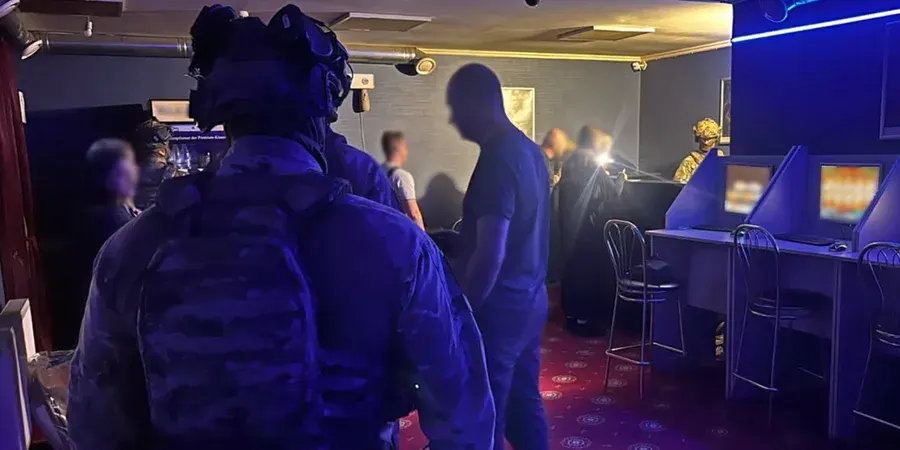 Пенсіонерку підозрюють в організації підпільного казино на Хмельниччині