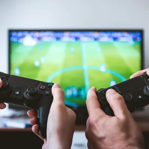 Кіберспортсмена засудили за договірні матчі у FIFA